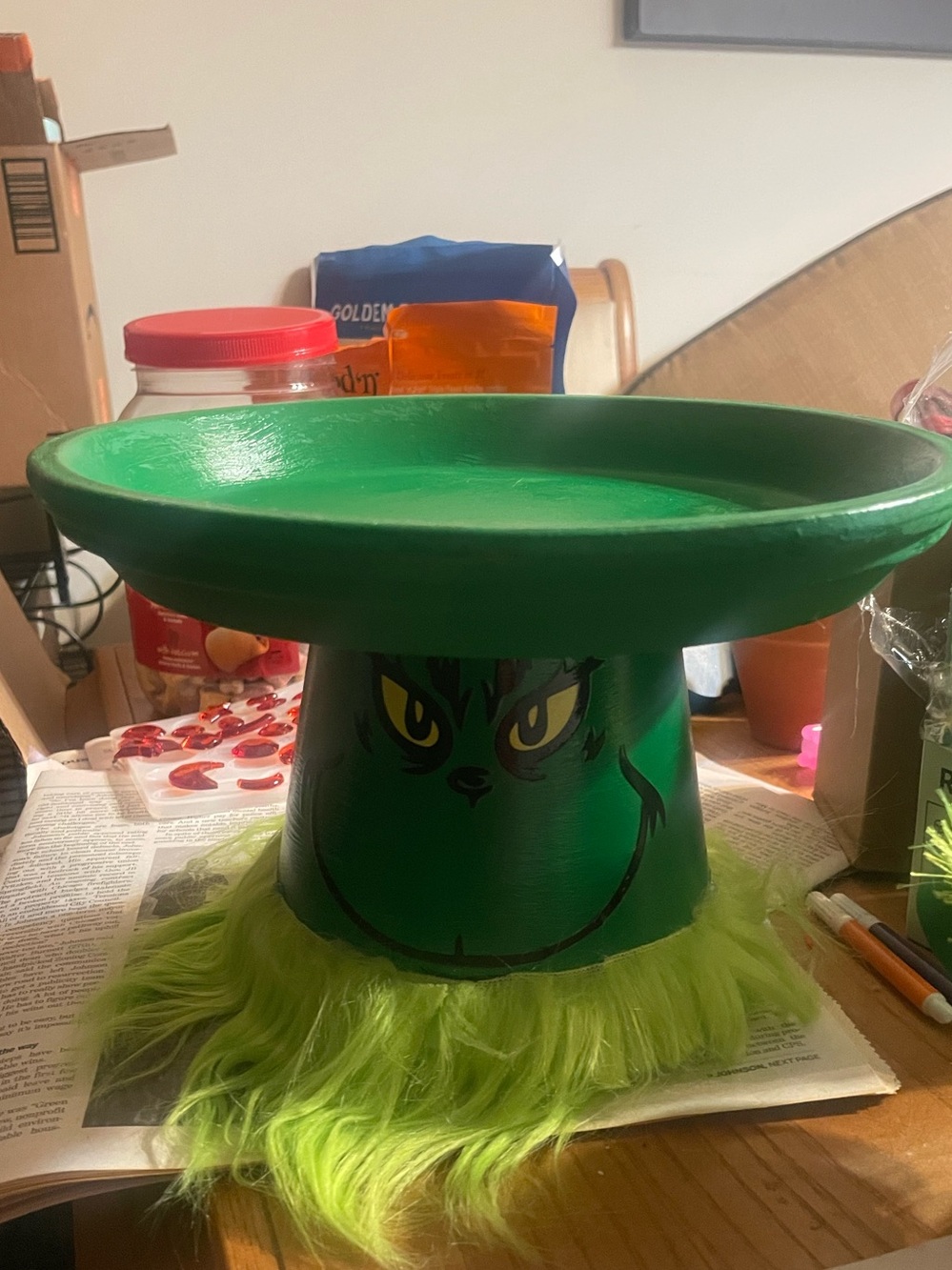 Green Grinch Themed Party Cake Stand